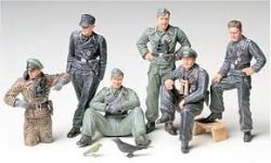 Tamiya German Tank Crew at rest