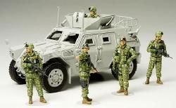 Tamiya JGSDF Iraq H. Assistance team