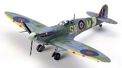 Tamiya 1/72 Supermarine Spitfire - Mk.Vb/Mk.Vb TROP